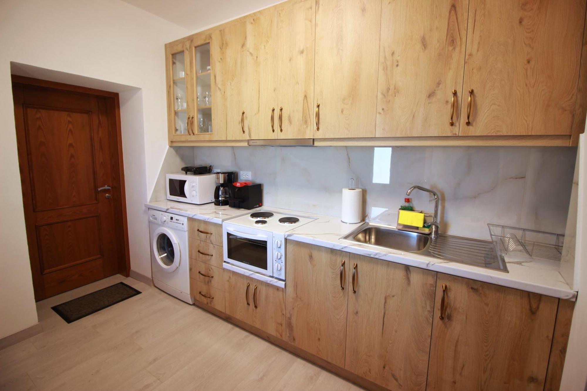 Emblematic House Apartment 4 Gjirokaster Bagian luar foto