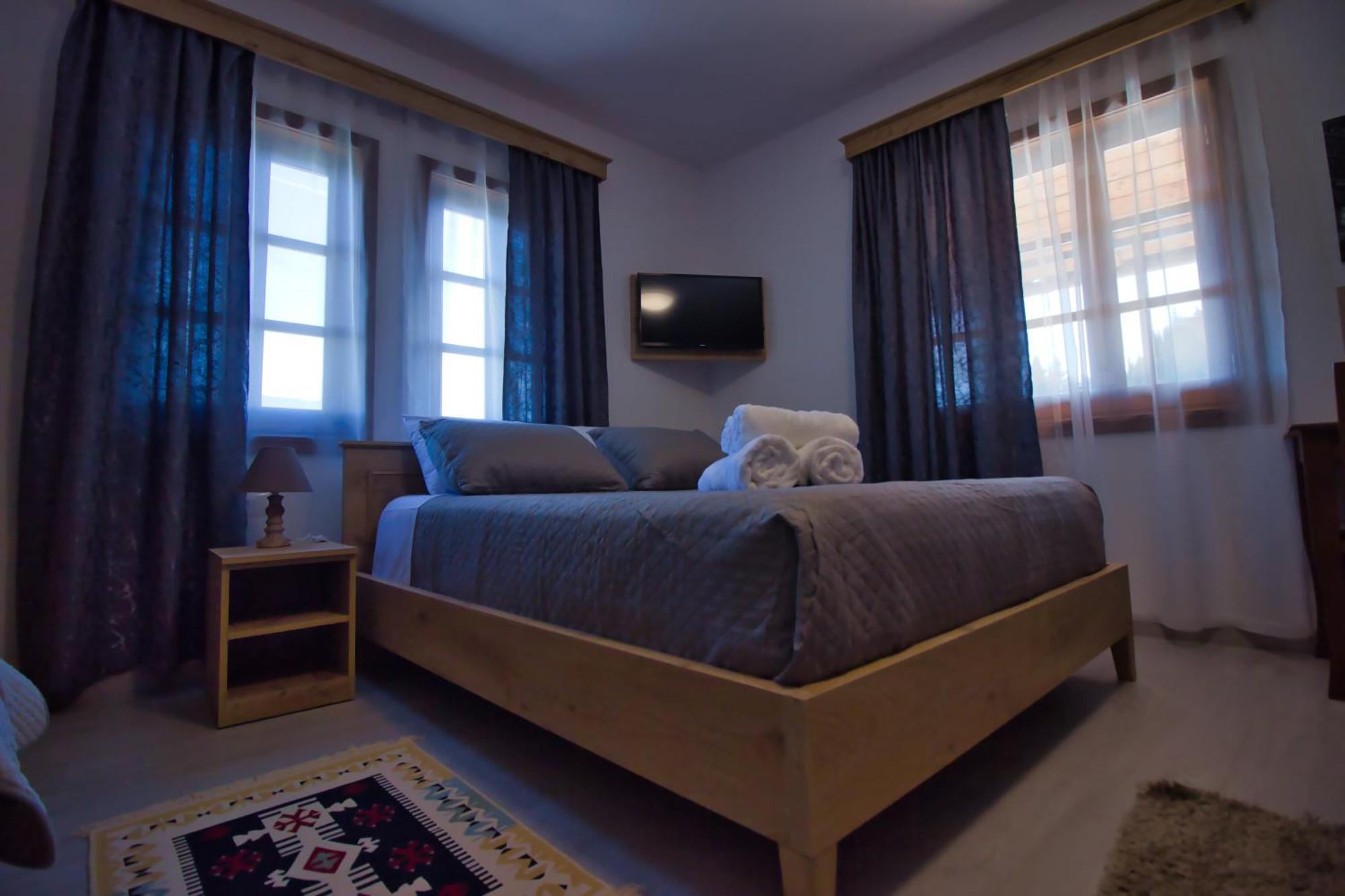 Emblematic House Apartment 4 Gjirokaster Bagian luar foto