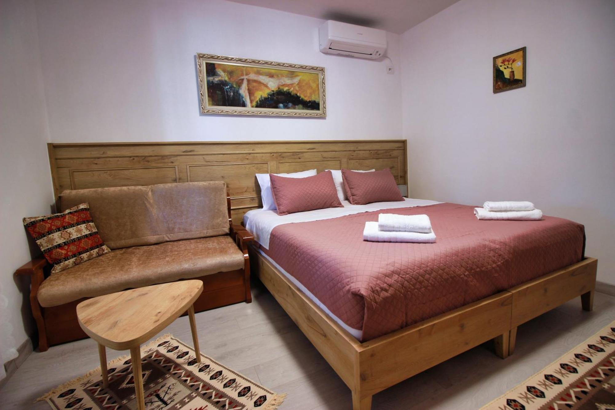 Emblematic House Apartment 4 Gjirokaster Bagian luar foto