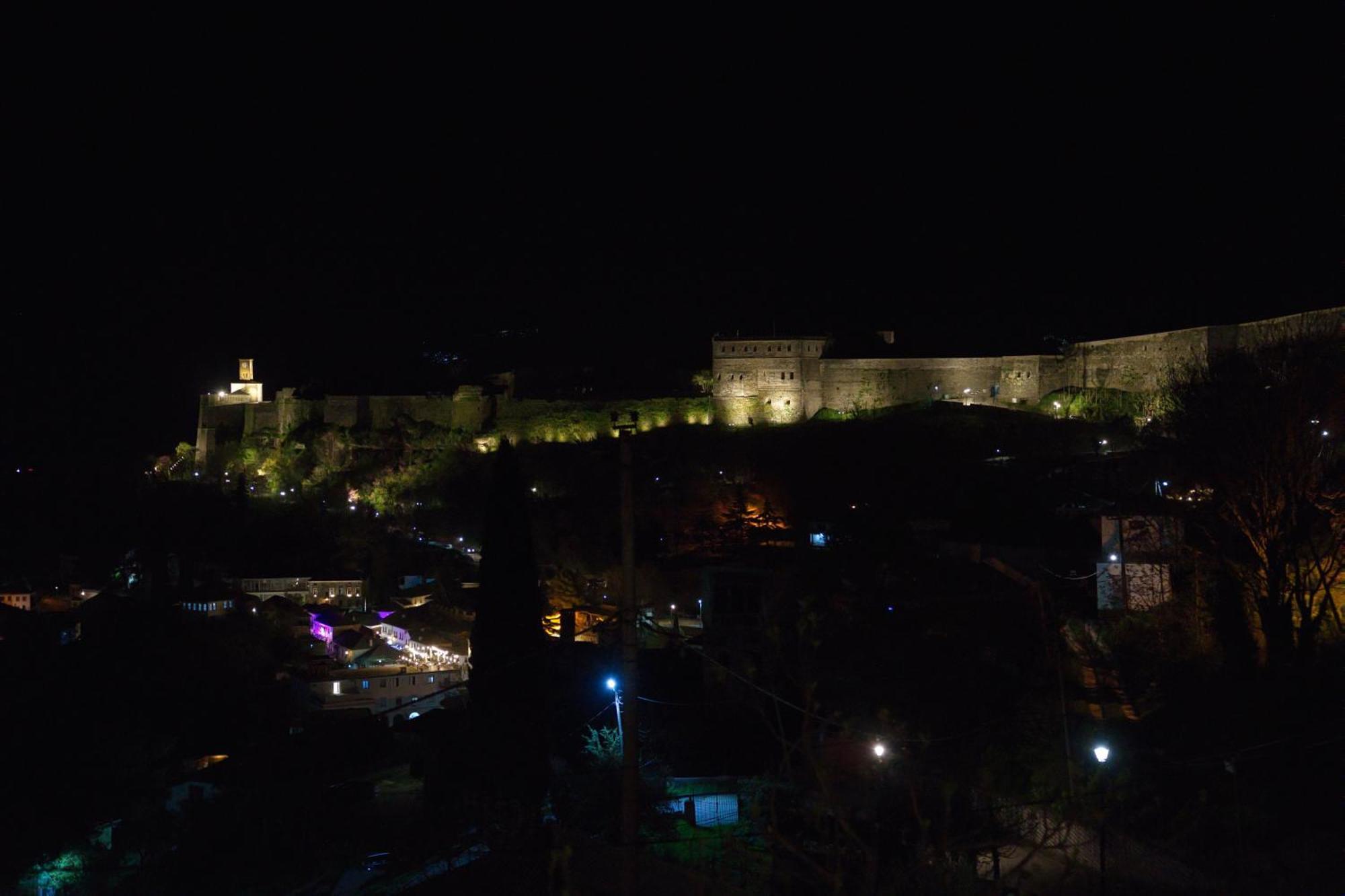 Emblematic House Apartment 4 Gjirokaster Bagian luar foto